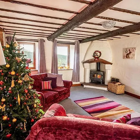Barn, A Luxury, Chacterful With 2 Dogs Welcome And Wood Burning Stove